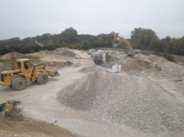 Concassage et criblage des déchets en charente